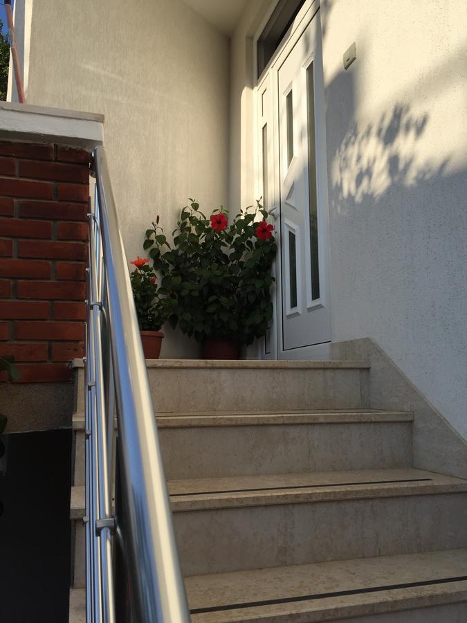 Apartments Gazi Улцинь Экстерьер фото